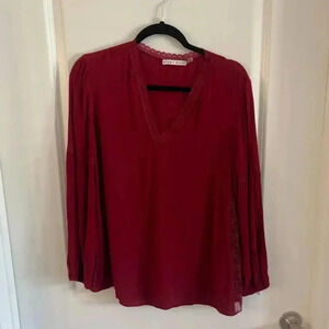Alice + Olivia Long Sleeve V Neck Lace Trim Blouse Size Medium Color Wine